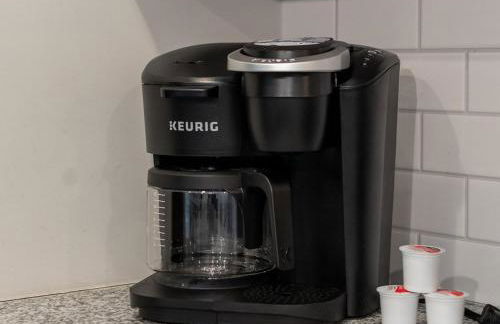 Cottage with 3 King Beds, 3 min to Marina, Fire Pit - Foto 49