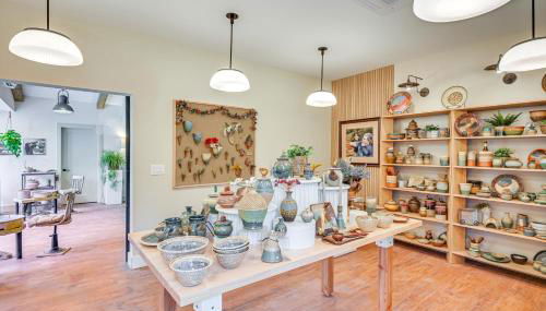 8 Mi to Lake Michigan Creative Retreat with Deck! - Foto 3