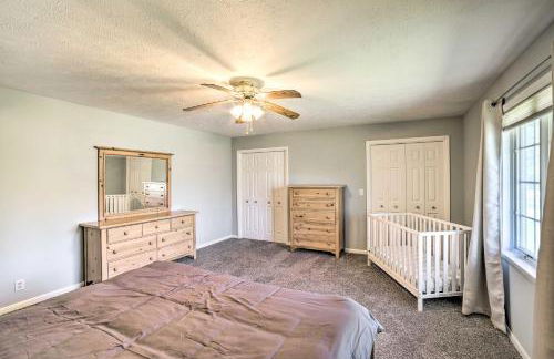 Spacious Getaway with Heated Private Pool! - Foto 27