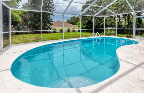 Modern Home, Heated Pool, Close to Beaches! - Foto 25