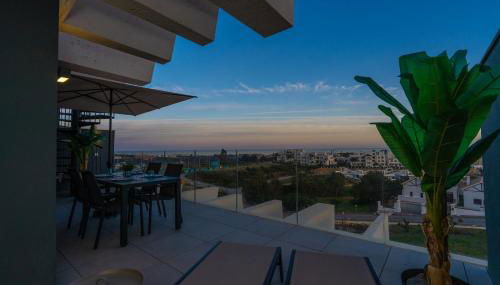 Oasis 325 New Luxury Penthouse with amazing sea view and private jacuzzi - Photo 5