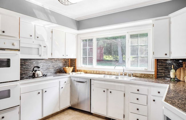 Ridge Valley by Avantstay Upscale Asheville Escape w/ Pool - Foto 24