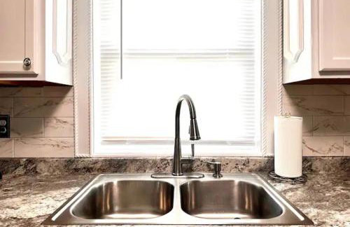 All Seasons Cottage - Game Room - Firepit By Zen Living Short Term Rental - Foto 38