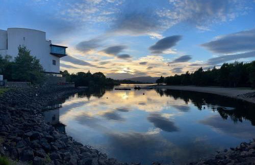 The Loch Lomond Townhouse In The Centre of Balloch - Foto 37