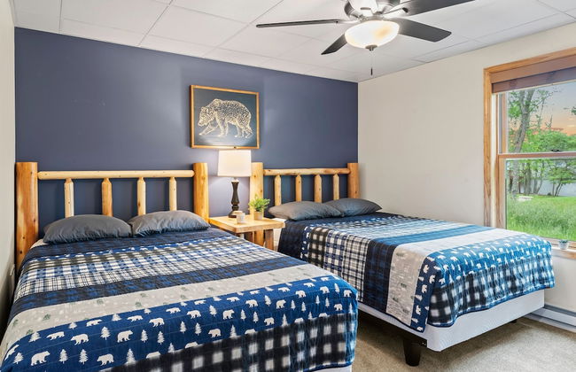 Bluejay Getaway by Avantstay Walk to Lake 7bdr Hot Tub Pool Table - Foto 42