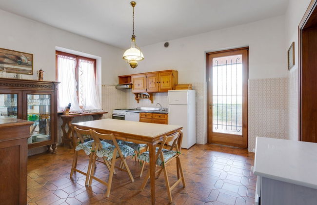 Villa in Torri del Benaco With Lake Garda Views - Photo 10