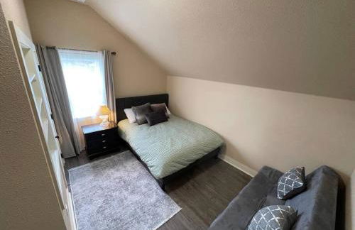 Blue Mist Victorian, 5 Bedroom 2 bath Gem - Foto 22