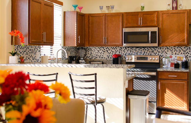 Rare Find! House of Happiness by MIA Zoo & FL Keys - Foto 9