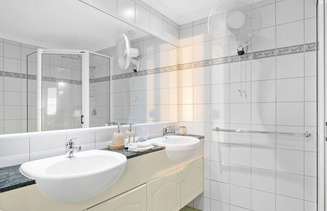 Harbour Haven Penthouse Marina View Balcony BBQ - Photo 32