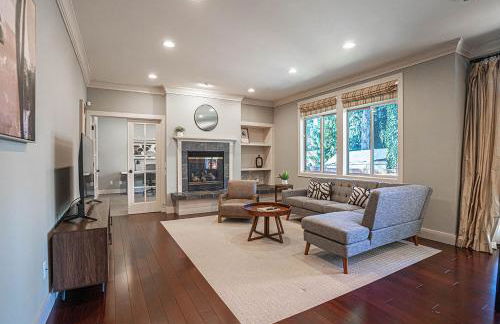 Kirkland's Expansive Custom-Built Family Haven Near Juanita - Foto 16