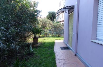 Casa di Nonna Isolina In the Center, Near the Sea - Photo 17