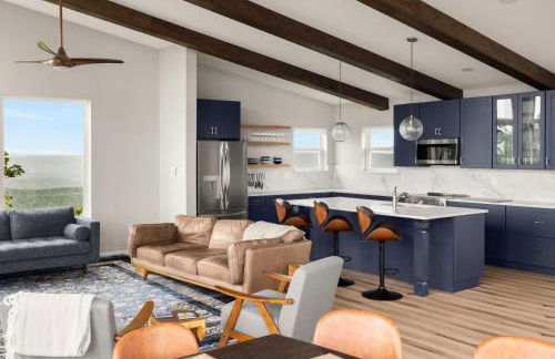 Modern Escape w Mountain Views Fire Pit & Swing - Foto 9