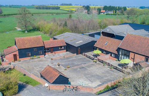 Henry's Barn - Ukc3168 - Photo 12