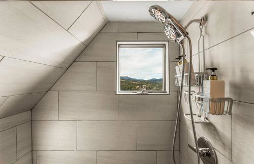 A-Frame Cabin with Hot Tub and Epic Pikes Peak Views - Foto 50