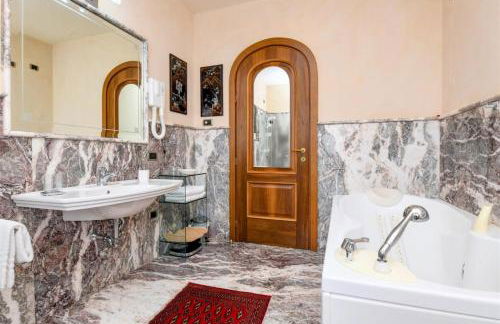 Private Luxury Villa with Pool - Foto 30