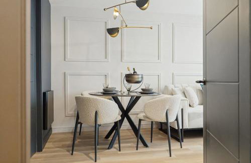 2BR West End Apartment Near Botanic Gardens - Foto 12