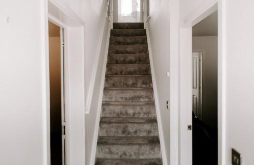 Gadbridge - 3 Bedroom House, parking and garden! - Foto 14