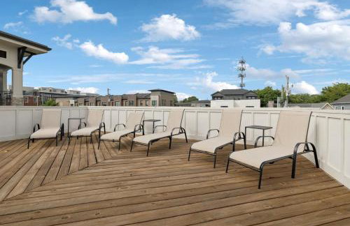 Nash Urban Oasis with Rooftop and Modern Amenities - Foto 8