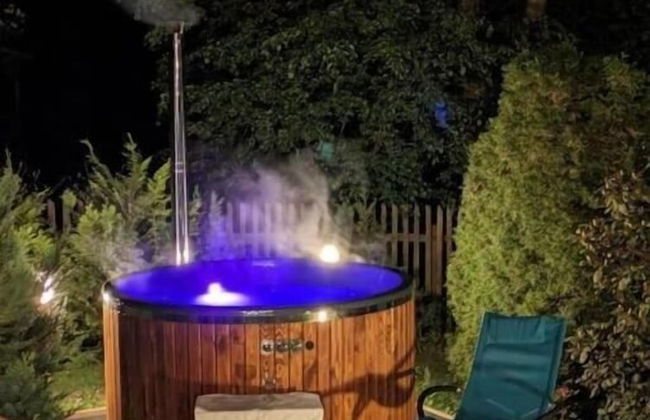 In The Woods Lodge With hot tub Inside Puszcza Knyszyśnka - Two-bedroom Villa - Photo 9