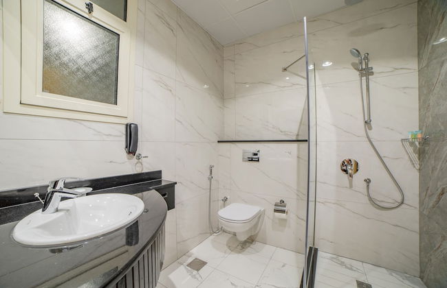 Platinum Coast Hotel Apartments - Photo 34