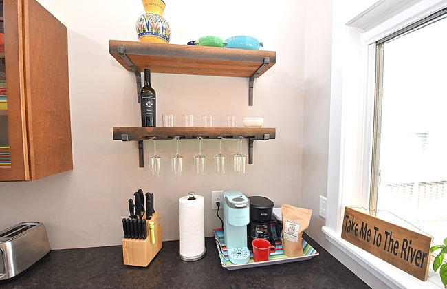 The Chicken Coop a Modern Riverfront Oasis 908 - Foto 6