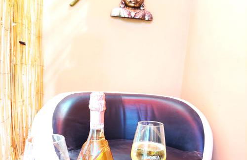 SMALL APARTMENT, Adeje House Wifi Free - Foto 1