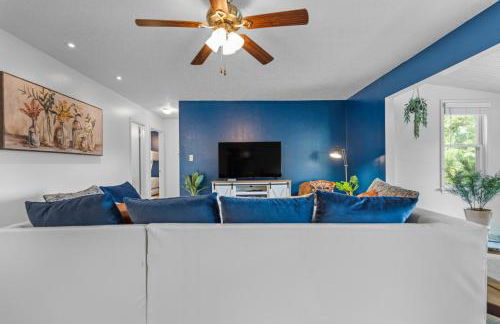 The Cottage on Abbey- Relaxing Summer Getaway in Harrison - Foto 12