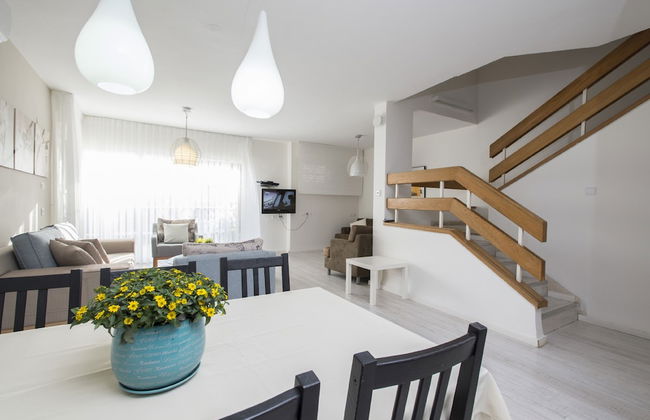 Eshkol Housing Haifa -Luxury Sea View Villa - Photo 7