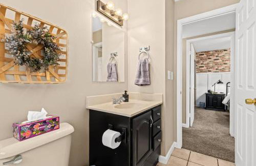 Cozy 3BR Home Friendly City of Hazel Park - Foto 19