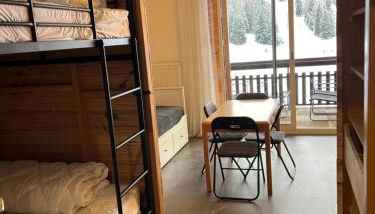 Studio aux pieds des pistes et des commerces - Photo 4