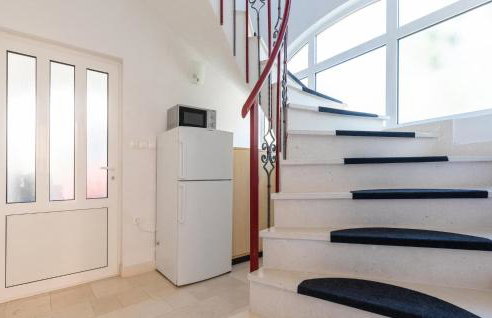 3 Bedroom Gorgeous Home In Tustevac - Foto 12