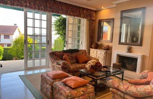 Preciosa casa en playa América - Foto 4