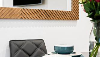 Luxury 4-Bed Family & Group Home-King or Twin Beds-Driveway, Garden-Near Gatwick - Foto 5