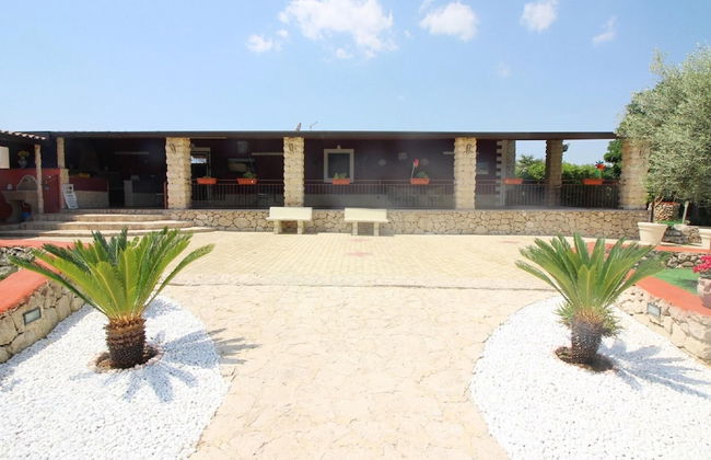 Inviting Holiday Home With Private Pool - Foto 22