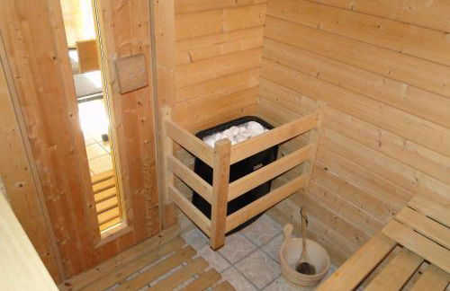 Gîte 1804 Montagnes du Jura avec Spa et Sauna classé 3 étoiles - Foto 28