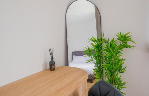 Modern Home with Games Room, Watford - Foto 24