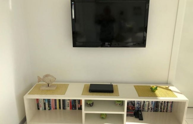 2 Bed Penthouse Apartment With Stunning Sea View - Photo 5