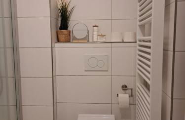 Livora Living - Stilvolles DG-Apartment an der Fußgängerzone - 2 Schlafzimmer - Foto 27