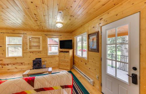 Pets Welcome Cozy Cabin with Deck in Deadwood! - Foto 4