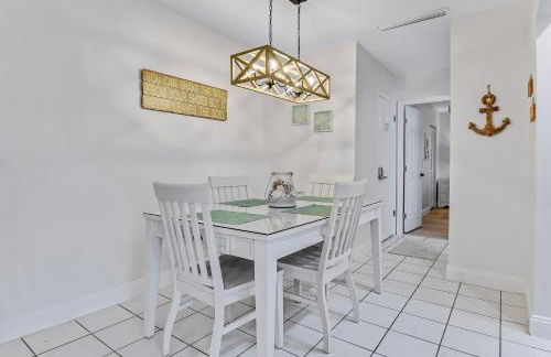 Funshine Pointe Capri - Photo 14