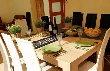 Villa Sitges Ilusión 15 minutes by car from Sitges Sleeps 16 people XXL swimming pool - Foto 57