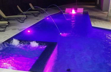 Luxury Vacation Home - Private Pool Outdoor Living - Foto 11