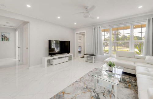 Grill and Games! Family Home 3 Mi to Pompano Beach - Foto 4