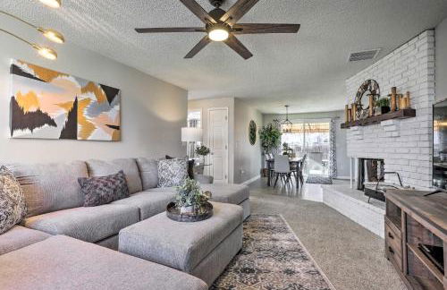 Duplex with Private Yard 3 Mi to Downtown Loveland! - Foto 1