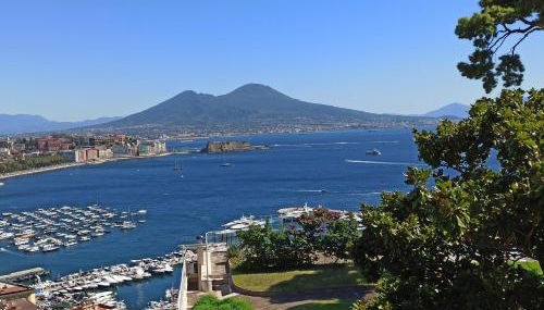 MONOCAMERA con TERRAZZOgiardino -STUDETTE -zona Panoramica POSILLIPO - Photo 4