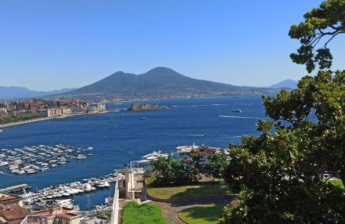 MONOCAMERA con TERRAZZOgiardino -STUDETTE -zona Panoramica POSILLIPO - Photo 4