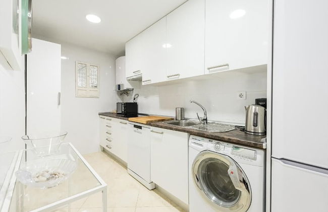 Sunny Cozy Apt. Historic District - Sol - Foto 8