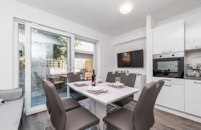 Lovely Apartment in Pakostane With Terrace - Photo 24