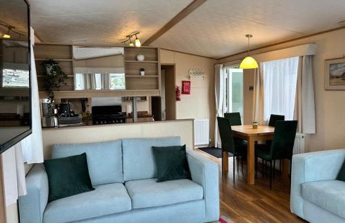 Holiday Home with Private Hot Tub - Foto 7