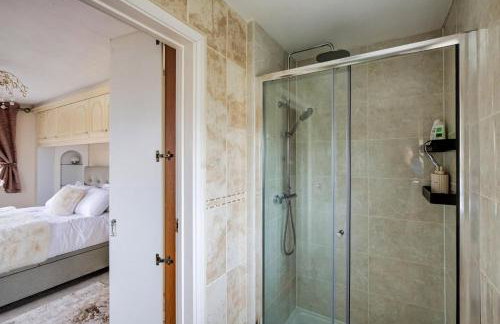 Luxury - 4 BHK Semi Detached House - Foto 18